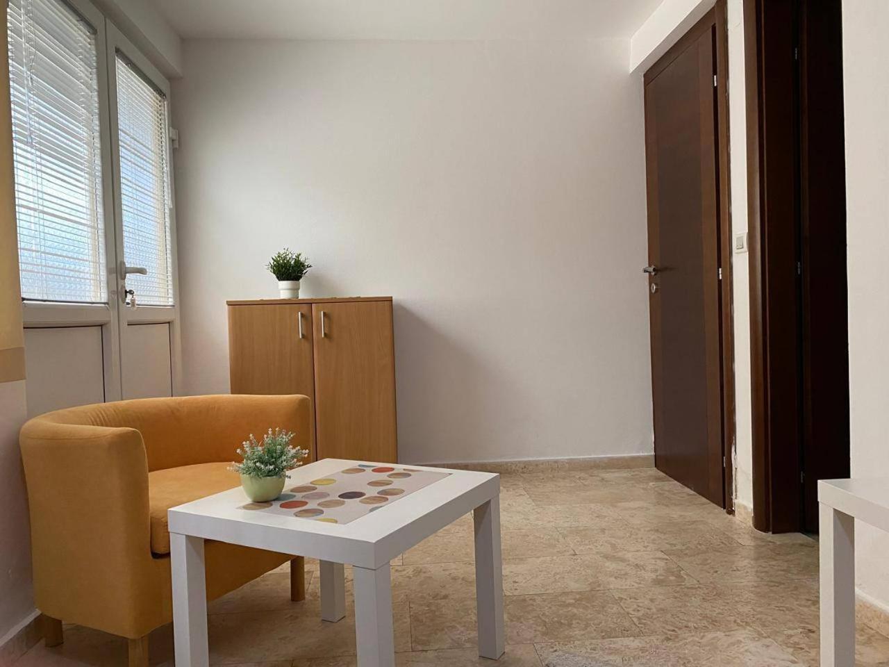 Apartman Marija Lux Sveti Stefan Exterior foto